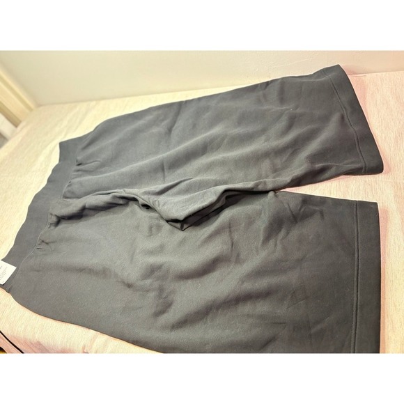 NWT standard fit high rise, crop length Nike sweatpants size 2X - Picture 11 of 11